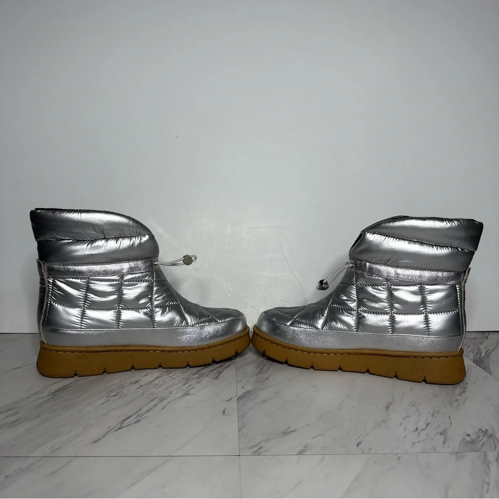 Marc Fisher Kamryn Silver Faux Leather Bootie 6 1/2 M